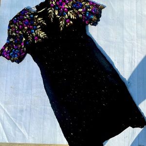 Vintage cocktail dress! So jazzy!